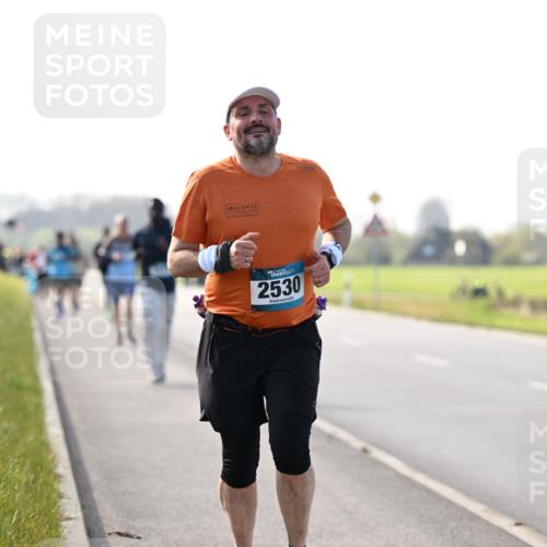 12.04.2026 - 45. Internationalen Wilhelmsburger Insellauf Dr. Thomas Lammeyer http://msf.ph/oto/9447849 12.04.2026 10:31:56 Laufen 2530 meine-sportfotos.de
