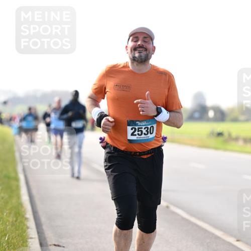12.04.2026 - 45. Internationalen Wilhelmsburger Insellauf Dr. Thomas Lammeyer http://msf.ph/oto/9447852 12.04.2026 10:31:56 Laufen 2530 meine-sportfotos.de