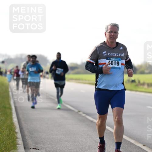 12.04.2026 - 45. Internationalen Wilhelmsburger Insellauf Dr. Thomas Lammeyer http://msf.ph/oto/9447889 12.04.2026 10:32:06 Laufen 4019 meine-sportfotos.de