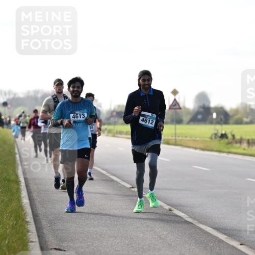 12.04.2026 - 45. Internationalen Wilhelmsburger Insellauf Dr. Thomas Lammeyer http://msf.ph/oto/9447901 12.04.2026 10:32:09 Laufen 4613, 4612, 4612 meine-sportfotos.de