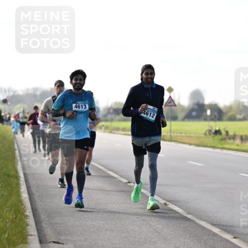 12.04.2026 - 45. Internationalen Wilhelmsburger Insellauf Dr. Thomas Lammeyer http://msf.ph/oto/9447902 12.04.2026 10:32:09 Laufen 4612, 4613, 4612 meine-sportfotos.de