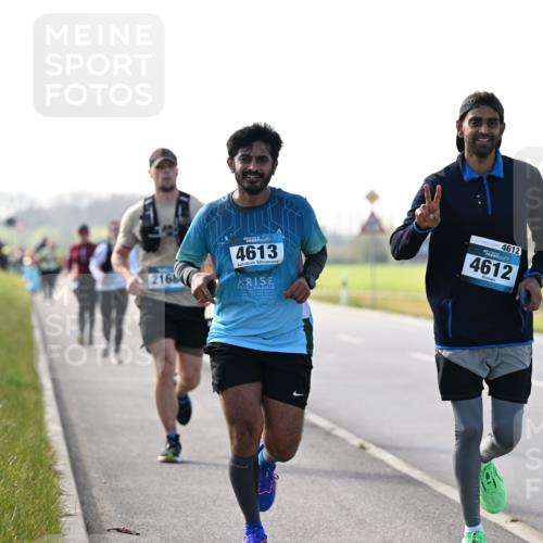 12.04.2026 - 45. Internationalen Wilhelmsburger Insellauf Dr. Thomas Lammeyer http://msf.ph/oto/9447916 12.04.2026 10:32:11 Laufen 2168, 4613, 4612, 4612 meine-sportfotos.de
