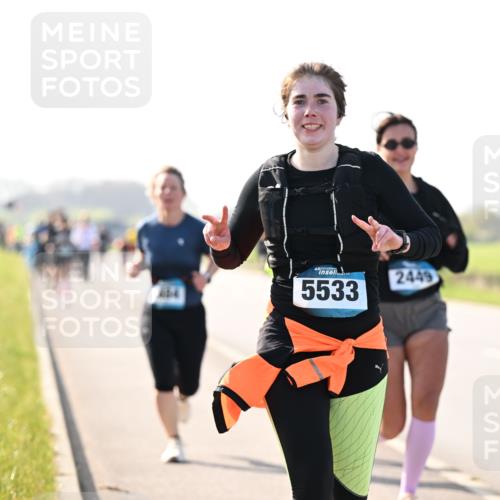 12.04.2026 - 45. Internationalen Wilhelmsburger Insellauf Dr. Thomas Lammeyer http://msf.ph/oto/9448010 12.04.2026 10:32:50 Laufen 45, 5533, 2449 meine-sportfotos.de