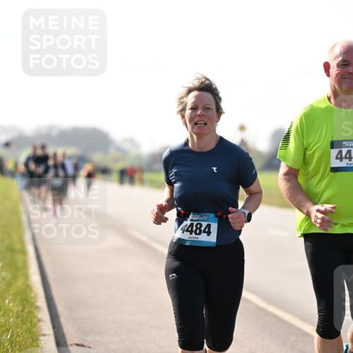 12.04.2026 - 45. Internationalen Wilhelmsburger Insellauf Dr. Thomas Lammeyer http://msf.ph/oto/9448021 12.04.2026 10:32:52 Laufen 4484, 4486 meine-sportfotos.de