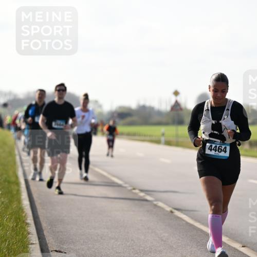 12.04.2026 - 45. Internationalen Wilhelmsburger Insellauf Dr. Thomas Lammeyer http://msf.ph/oto/9448047 12.04.2026 10:33:02 Laufen 4464 meine-sportfotos.de