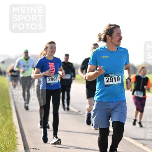 12.04.2026 - 45. Internationalen Wilhelmsburger Insellauf Dr. Thomas Lammeyer http://msf.ph/oto/9448101 12.04.2026 10:33:13 Laufen 2962, 2919 meine-sportfotos.de