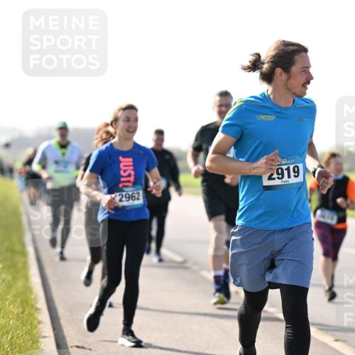 12.04.2026 - 45. Internationalen Wilhelmsburger Insellauf Dr. Thomas Lammeyer http://msf.ph/oto/9448102 12.04.2026 10:33:13 Laufen 2962, 2919 meine-sportfotos.de