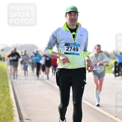 12.04.2026 - 45. Internationalen Wilhelmsburger Insellauf Dr. Thomas Lammeyer http://msf.ph/oto/9448127 12.04.2026 10:33:19 Laufen 2749 meine-sportfotos.de