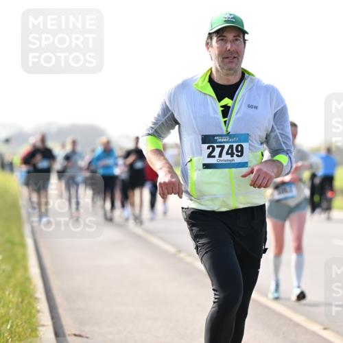 12.04.2026 - 45. Internationalen Wilhelmsburger Insellauf Dr. Thomas Lammeyer http://msf.ph/oto/9448129 12.04.2026 10:33:19 Laufen 45, 2749 meine-sportfotos.de