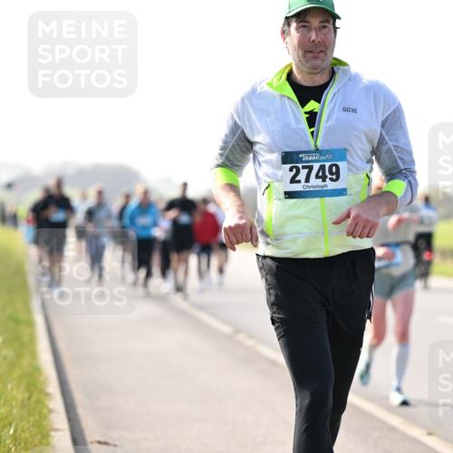 12.04.2026 - 45. Internationalen Wilhelmsburger Insellauf Dr. Thomas Lammeyer http://msf.ph/oto/9448130 12.04.2026 10:33:19 Laufen 2749 meine-sportfotos.de