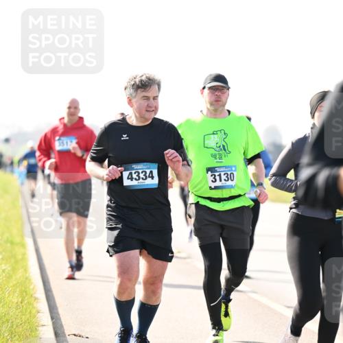 12.04.2026 - 45. Internationalen Wilhelmsburger Insellauf Dr. Thomas Lammeyer http://msf.ph/oto/9448183 12.04.2026 10:33:31 Laufen 45, 4334, 42, 4, 3130, 49 meine-sportfotos.de