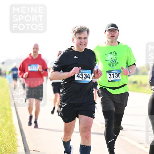 12.04.2026 - 45. Internationalen Wilhelmsburger Insellauf Dr. Thomas Lammeyer http://msf.ph/oto/9448187 12.04.2026 10:33:32 Laufen 3617, 4334, 42, 3130 meine-sportfotos.de