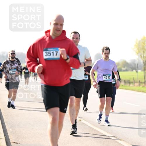12.04.2026 - 45. Internationalen Wilhelmsburger Insellauf Dr. Thomas Lammeyer http://msf.ph/oto/9448199 12.04.2026 10:33:35 Laufen 3149, 3517, 16, 4513, 46 meine-sportfotos.de