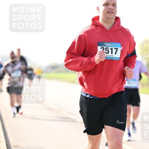 12.04.2026 - 45. Internationalen Wilhelmsburger Insellauf Dr. Thomas Lammeyer http://msf.ph/oto/9448206 12.04.2026 10:33:36 Laufen 45, 2517 meine-sportfotos.de