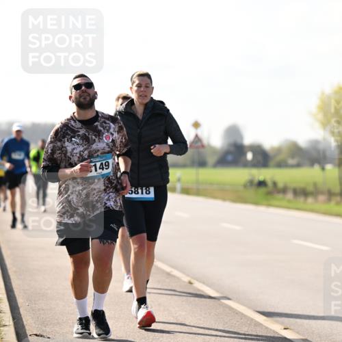 12.04.2026 - 45. Internationalen Wilhelmsburger Insellauf Dr. Thomas Lammeyer http://msf.ph/oto/9448227 12.04.2026 10:33:39 Laufen 149, 5818, 3716 meine-sportfotos.de