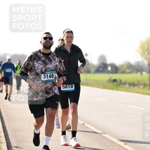 12.04.2026 - 45. Internationalen Wilhelmsburger Insellauf Dr. Thomas Lammeyer http://msf.ph/oto/9448229 12.04.2026 10:33:40 Laufen 45, 3149, 5818 meine-sportfotos.de
