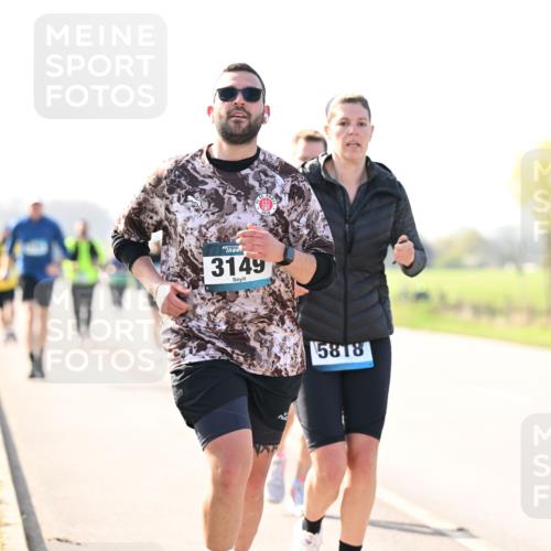 12.04.2026 - 45. Internationalen Wilhelmsburger Insellauf Dr. Thomas Lammeyer http://msf.ph/oto/9448236 12.04.2026 10:33:41 Laufen 45, 3149, 5818 meine-sportfotos.de