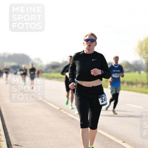 12.04.2026 - 45. Internationalen Wilhelmsburger Insellauf Dr. Thomas Lammeyer http://msf.ph/oto/9448300 12.04.2026 10:33:55 Laufen 241 meine-sportfotos.de