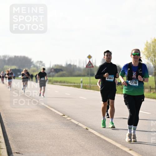 12.04.2026 - 45. Internationalen Wilhelmsburger Insellauf Dr. Thomas Lammeyer http://msf.ph/oto/9448311 12.04.2026 10:33:58 Laufen 0000, 4516, 5043 meine-sportfotos.de