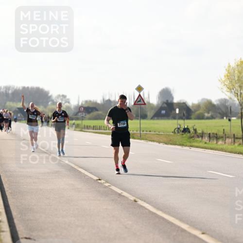 12.04.2026 - 45. Internationalen Wilhelmsburger Insellauf Dr. Thomas Lammeyer http://msf.ph/oto/9448319 12.04.2026 10:34:05 Laufen 4489, 3700 meine-sportfotos.de