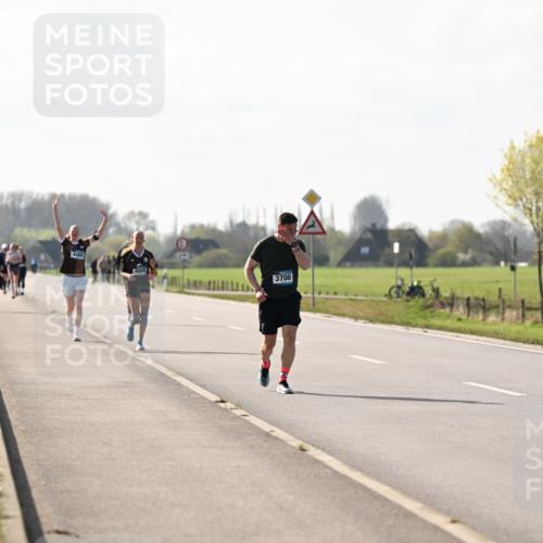 12.04.2026 - 45. Internationalen Wilhelmsburger Insellauf Dr. Thomas Lammeyer http://msf.ph/oto/9448321 12.04.2026 10:34:05 Laufen 4489, 4059, 3700 meine-sportfotos.de