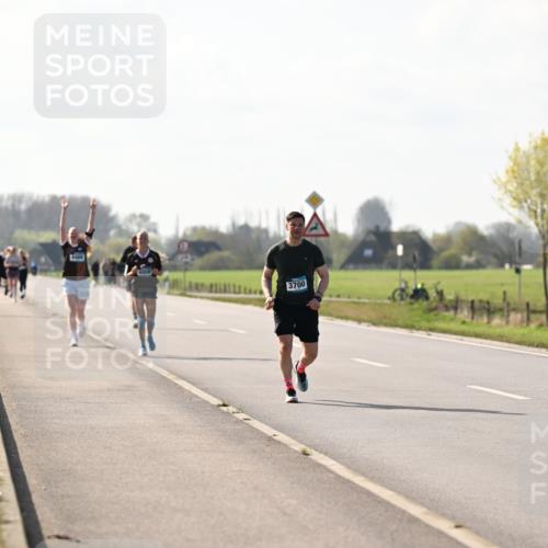 12.04.2026 - 45. Internationalen Wilhelmsburger Insellauf Dr. Thomas Lammeyer http://msf.ph/oto/9448324 12.04.2026 10:34:06 Laufen 3700 meine-sportfotos.de