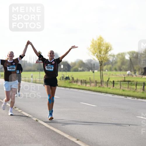 12.04.2026 - 45. Internationalen Wilhelmsburger Insellauf Dr. Thomas Lammeyer http://msf.ph/oto/9448331 12.04.2026 10:34:14 Laufen 4489, 4059 meine-sportfotos.de