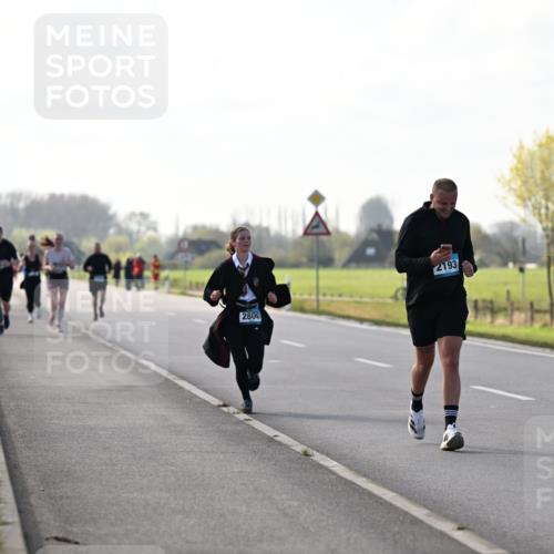 12.04.2026 - 45. Internationalen Wilhelmsburger Insellauf Dr. Thomas Lammeyer http://msf.ph/oto/9448348 12.04.2026 10:34:20 Laufen 2193, 2800 meine-sportfotos.de