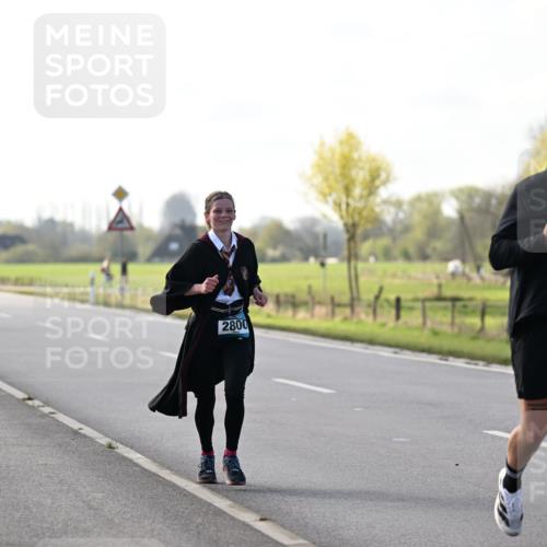 12.04.2026 - 45. Internationalen Wilhelmsburger Insellauf Dr. Thomas Lammeyer http://msf.ph/oto/9448351 12.04.2026 10:34:23 Laufen 2193, 2800 meine-sportfotos.de