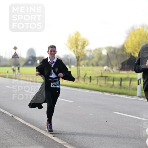 12.04.2026 - 45. Internationalen Wilhelmsburger Insellauf Dr. Thomas Lammeyer http://msf.ph/oto/9448354 12.04.2026 10:34:23 Laufen 1, 2800, 2193 meine-sportfotos.de