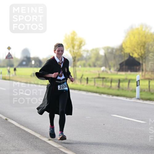 12.04.2026 - 45. Internationalen Wilhelmsburger Insellauf Dr. Thomas Lammeyer http://msf.ph/oto/9448357 12.04.2026 10:34:24 Laufen 2800, 21 meine-sportfotos.de