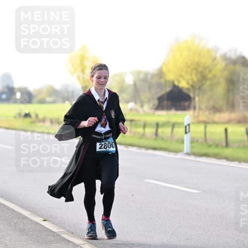 12.04.2026 - 45. Internationalen Wilhelmsburger Insellauf Dr. Thomas Lammeyer http://msf.ph/oto/9448362 12.04.2026 10:34:24 Laufen 2800 meine-sportfotos.de