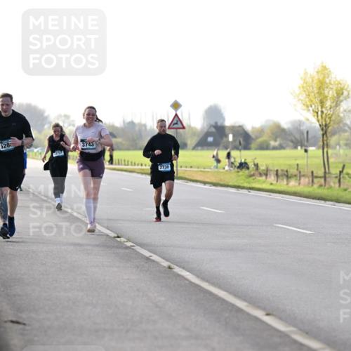 12.04.2026 - 45. Internationalen Wilhelmsburger Insellauf Dr. Thomas Lammeyer http://msf.ph/oto/9448366 12.04.2026 10:34:28 Laufen 2778, 528, 717, 3743, 2730 meine-sportfotos.de