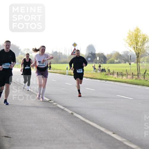 12.04.2026 - 45. Internationalen Wilhelmsburger Insellauf Dr. Thomas Lammeyer http://msf.ph/oto/9448370 12.04.2026 10:34:29 Laufen 3743, 2778, 5285, 2730 meine-sportfotos.de