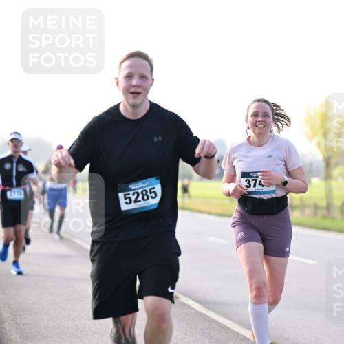 12.04.2026 - 45. Internationalen Wilhelmsburger Insellauf Dr. Thomas Lammeyer http://msf.ph/oto/9448390 12.04.2026 10:34:33 Laufen 5285, 374 meine-sportfotos.de