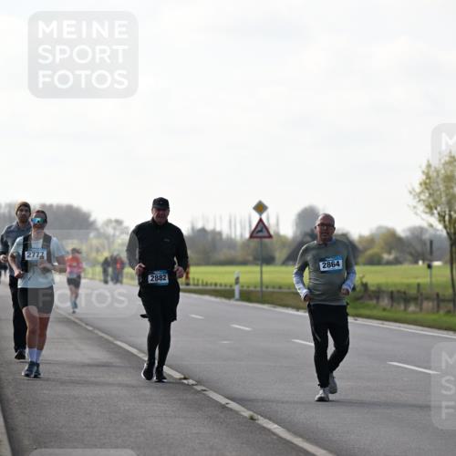 12.04.2026 - 45. Internationalen Wilhelmsburger Insellauf Dr. Thomas Lammeyer http://msf.ph/oto/9448434 12.04.2026 10:34:49 Laufen 2777, 2882, 2864 meine-sportfotos.de