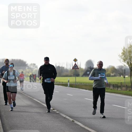 12.04.2026 - 45. Internationalen Wilhelmsburger Insellauf Dr. Thomas Lammeyer http://msf.ph/oto/9448436 12.04.2026 10:34:49 Laufen 2777, 2882, 2864 meine-sportfotos.de