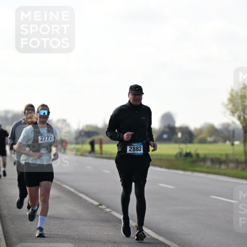 12.04.2026 - 45. Internationalen Wilhelmsburger Insellauf Dr. Thomas Lammeyer http://msf.ph/oto/9448451 12.04.2026 10:34:51 Laufen 2777, 2882, 2864 meine-sportfotos.de