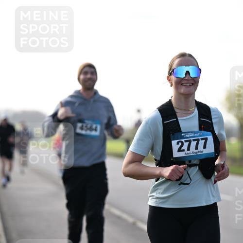 12.04.2026 - 45. Internationalen Wilhelmsburger Insellauf Dr. Thomas Lammeyer http://msf.ph/oto/9448468 12.04.2026 10:34:55 Laufen 4564, 45, 2777 meine-sportfotos.de