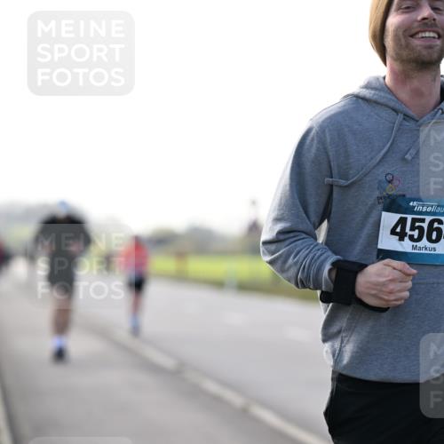12.04.2026 - 45. Internationalen Wilhelmsburger Insellauf Dr. Thomas Lammeyer http://msf.ph/oto/9448480 12.04.2026 10:34:57 Laufen 45, 4564 meine-sportfotos.de