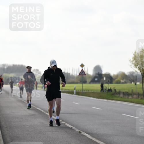 12.04.2026 - 45. Internationalen Wilhelmsburger Insellauf Dr. Thomas Lammeyer http://msf.ph/oto/9448487 12.04.2026 10:34:59 Laufen  meine-sportfotos.de