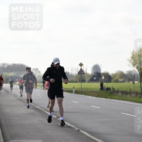 12.04.2026 - 45. Internationalen Wilhelmsburger Insellauf Dr. Thomas Lammeyer http://msf.ph/oto/9448488 12.04.2026 10:34:59 Laufen  meine-sportfotos.de