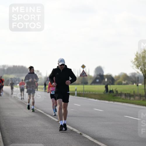 12.04.2026 - 45. Internationalen Wilhelmsburger Insellauf Dr. Thomas Lammeyer http://msf.ph/oto/9448490 12.04.2026 10:34:59 Laufen  meine-sportfotos.de