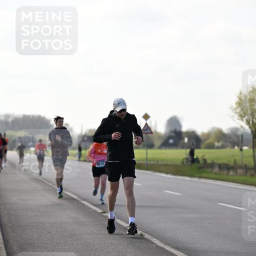 12.04.2026 - 45. Internationalen Wilhelmsburger Insellauf Dr. Thomas Lammeyer http://msf.ph/oto/9448493 12.04.2026 10:34:59 Laufen  meine-sportfotos.de