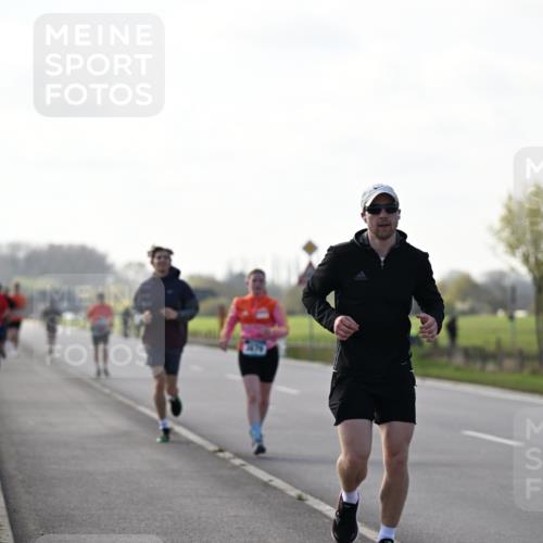 12.04.2026 - 45. Internationalen Wilhelmsburger Insellauf Dr. Thomas Lammeyer http://msf.ph/oto/9448505 12.04.2026 10:35:01 Laufen  meine-sportfotos.de