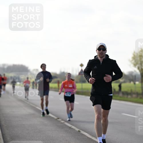 12.04.2026 - 45. Internationalen Wilhelmsburger Insellauf Dr. Thomas Lammeyer http://msf.ph/oto/9448506 12.04.2026 10:35:01 Laufen  meine-sportfotos.de