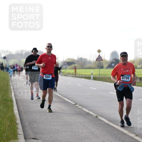 12.04.2026 - 45. Internationalen Wilhelmsburger Insellauf Dr. Thomas Lammeyer http://msf.ph/oto/9448537 12.04.2026 10:35:14 Laufen 2142, 4865, 19, 5720 meine-sportfotos.de