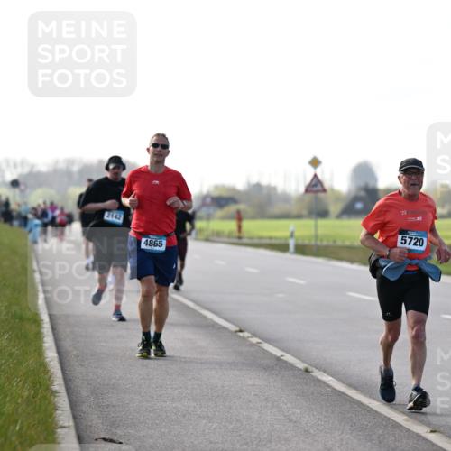 12.04.2026 - 45. Internationalen Wilhelmsburger Insellauf Dr. Thomas Lammeyer http://msf.ph/oto/9448538 12.04.2026 10:35:14 Laufen 2142, 4865, 19, 5720 meine-sportfotos.de