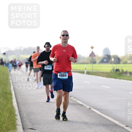 12.04.2026 - 45. Internationalen Wilhelmsburger Insellauf Dr. Thomas Lammeyer http://msf.ph/oto/9448544 12.04.2026 10:35:16 Laufen 2142, 4865 meine-sportfotos.de