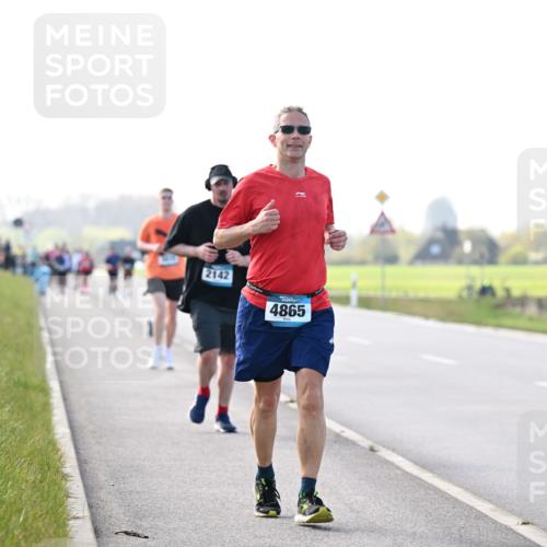 12.04.2026 - 45. Internationalen Wilhelmsburger Insellauf Dr. Thomas Lammeyer http://msf.ph/oto/9448547 12.04.2026 10:35:16 Laufen 2142, 4865 meine-sportfotos.de